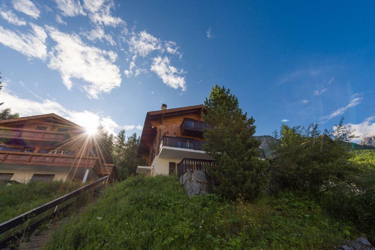 Apartment Schinkenheim "Bei Fuchs & Hase" Grächen Exteriér fotografie